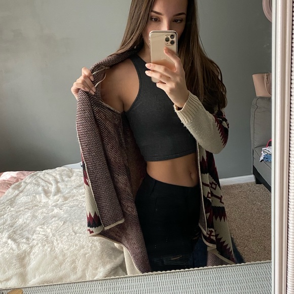 Thick Tribal Print Cardigan - Picture 6 of 7